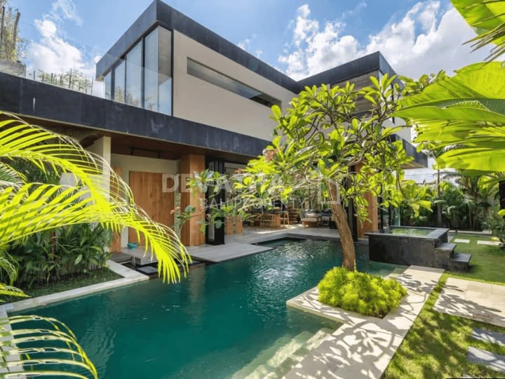 Villa photo