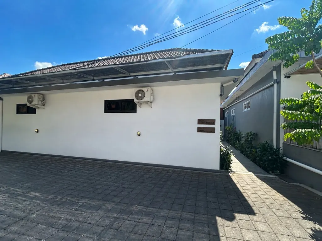 Villa photo