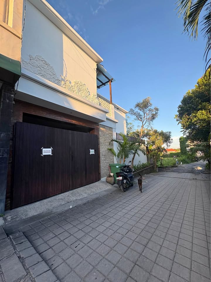 Villa photo