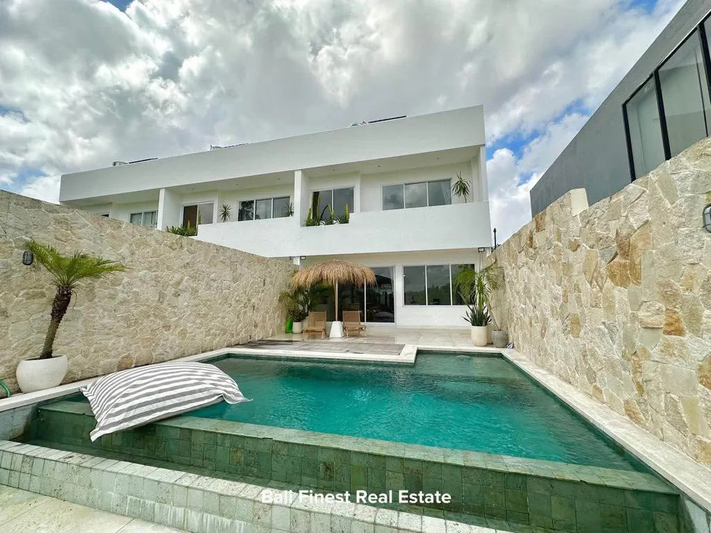 Villa photo