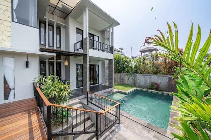 Villa photo