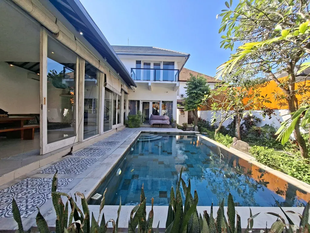 Villa photo