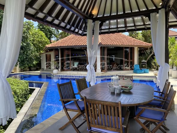 Villa photo