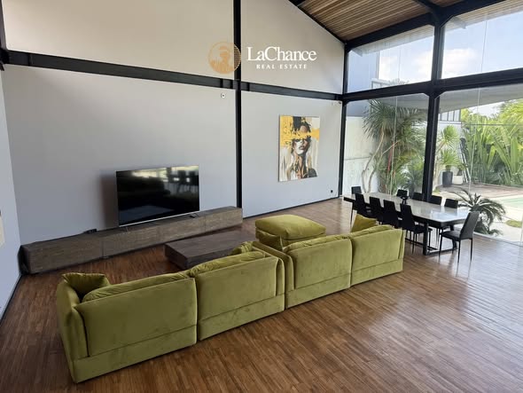Villa photo