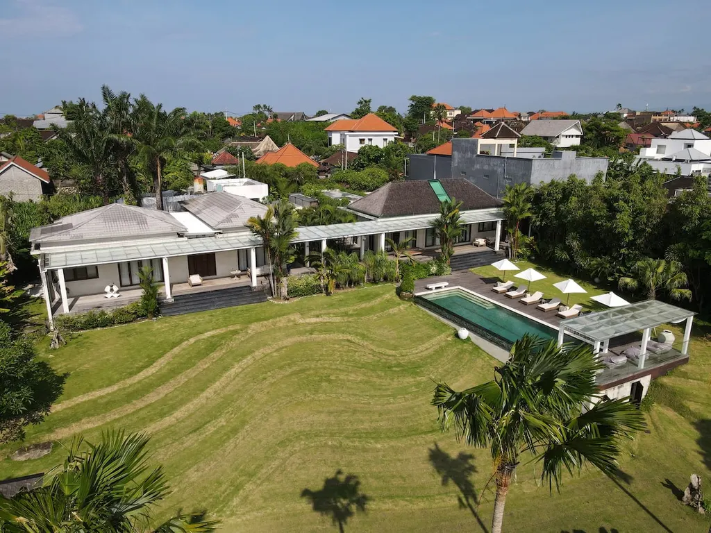 Villa photo
